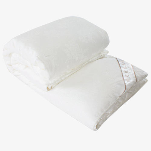 在春秋季节盖多重的蚕丝被合适呢？